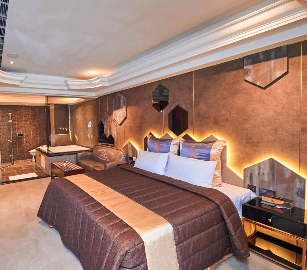 Sun Motel Kaohsiung Dış mekan fotoğraf