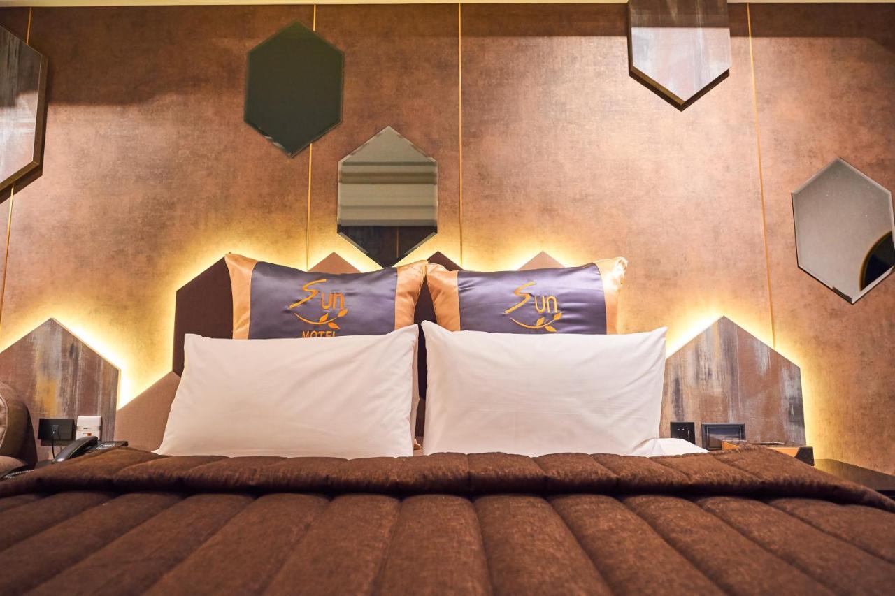 Sun Motel Kaohsiung Dış mekan fotoğraf