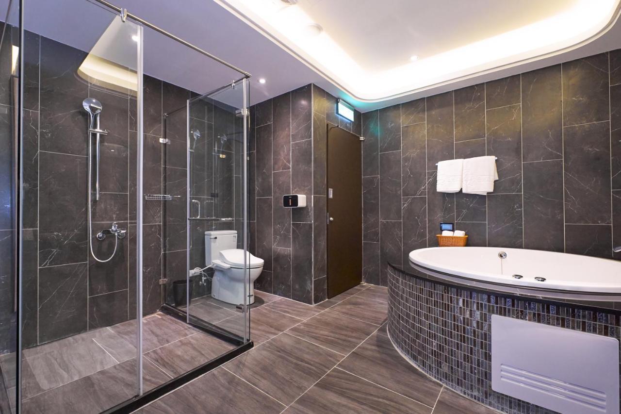 Sun Motel Kaohsiung Dış mekan fotoğraf