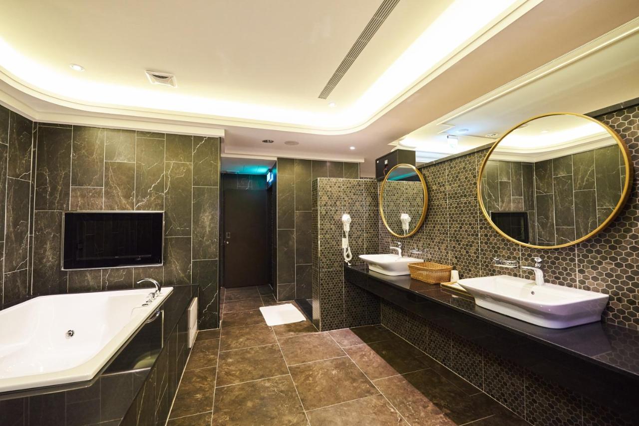 Sun Motel Kaohsiung Dış mekan fotoğraf