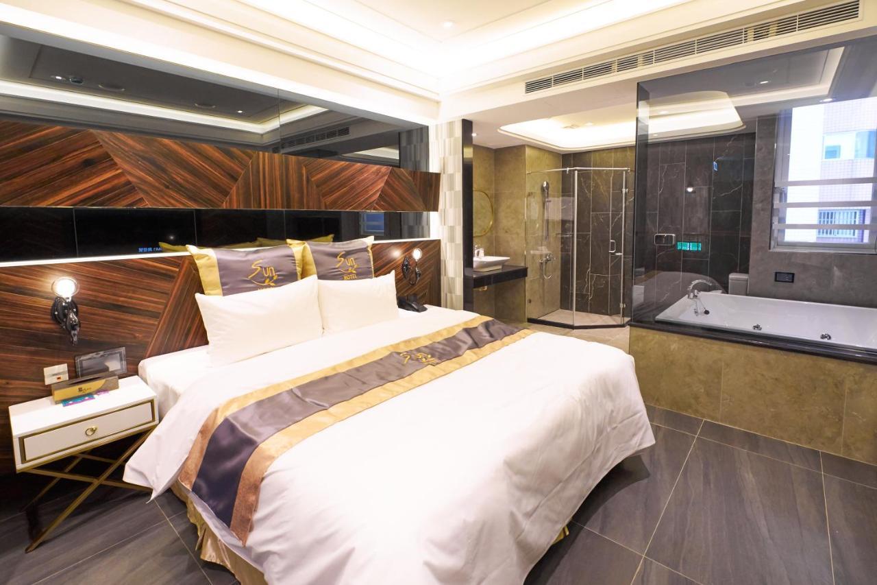 Sun Motel Kaohsiung Dış mekan fotoğraf
